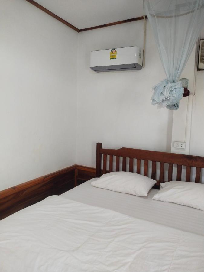 Sunset Bungalows & Gh Muang Ngoi Eksteriør bilde