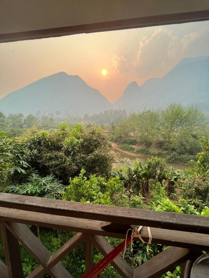 Sunset Bungalows & Gh Muang Ngoi Eksteriør bilde