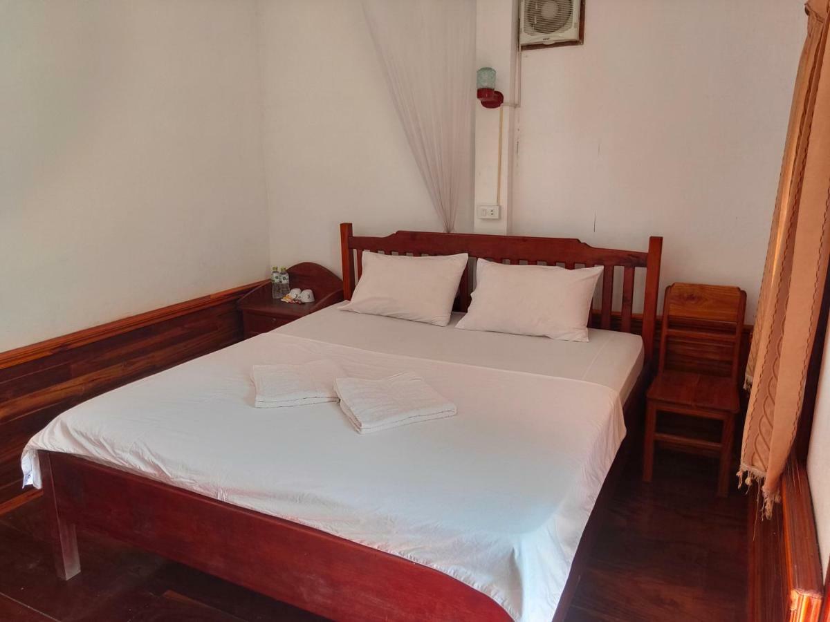 Sunset Bungalows & Gh Muang Ngoi Eksteriør bilde